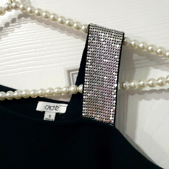 Authentic NEW Cache black sleeveless sweater - Picture 5 of 8